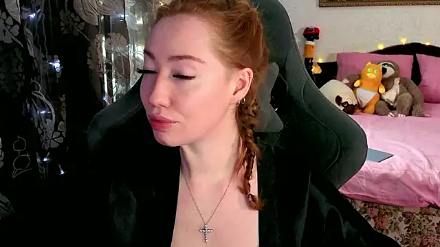 TinaBrook online show from February 26, 4:45 am