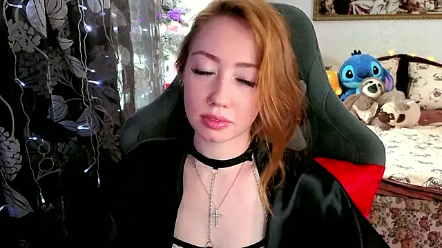 TinaBrook online show from March 11, 4:50 am