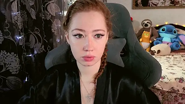 TinaBrook online show from March 23, 4:45 am