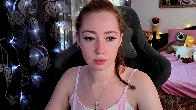 TinaBrook online show from February 18, 4:32 am