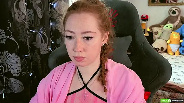 TinaBrook online show from April 3, 5:14 am