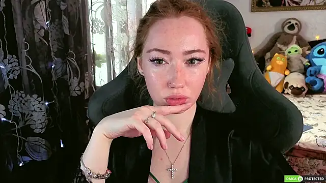 TinaBrook online show from April 10, 5:03 am