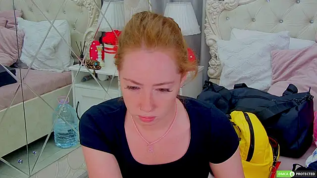 Snapshot of TinaBrook chatting on September 10, 3:49 am TinaBrook online show from September 10, 3:49 am