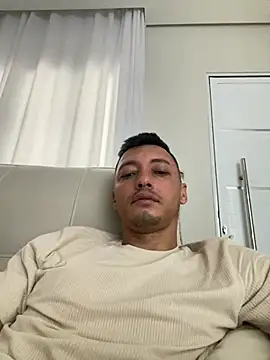 alexsandropllt online show from March 1, 11:10 am