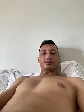 alexsandropllt online show from February 21, 7:27 pm