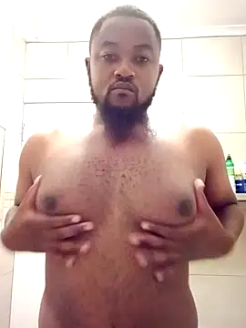 Snapshot of douksm chatting on February 3, 3:31 am douksm online show from February 3, 3:31 am