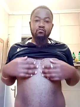 Snapshot of douksm chatting on January 9, 3:36 am douksm online show from January 9, 3:36 am