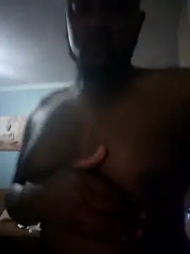 Snapshot of douksm chatting on February 17, 3:58 am douksm online show from February 17, 3:58 am