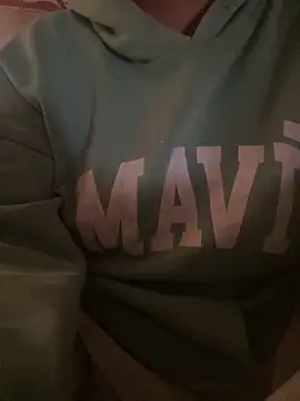 Snapshot of iloss2 chatting on February 2, 7:07 am iloss2 online show from February 2, 7:07 am