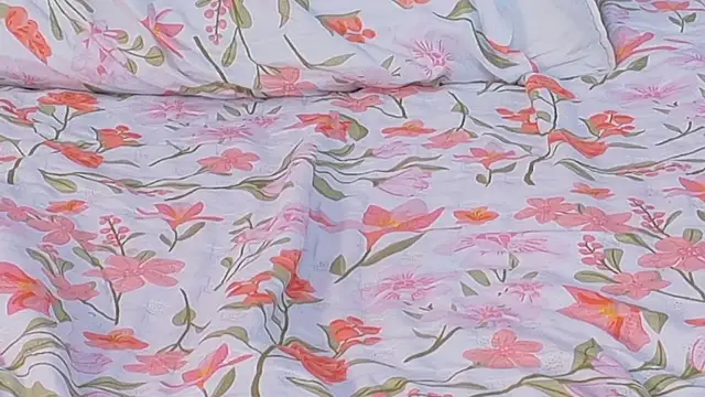 kinkylittlegirll online show from January 19, 1:09 am