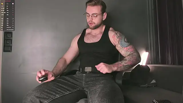 WayneWilson online show from March 8, 4:38 am