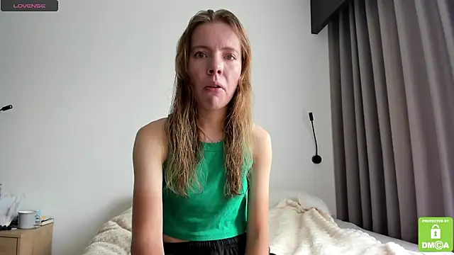 Kalisee  online show from April 19, 5:08 am