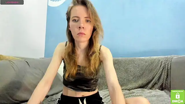 Snapshot of Kalisee_ chatting on December 6, 5:28 pm Kalisee online show from December 6, 5:28 pm