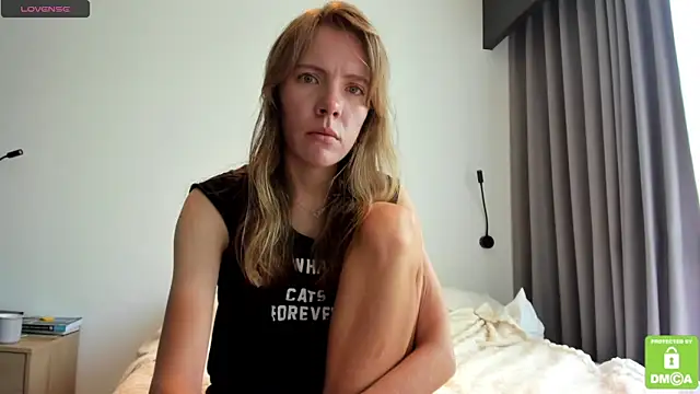 Kalisee  online show from March 30, 5:53 am