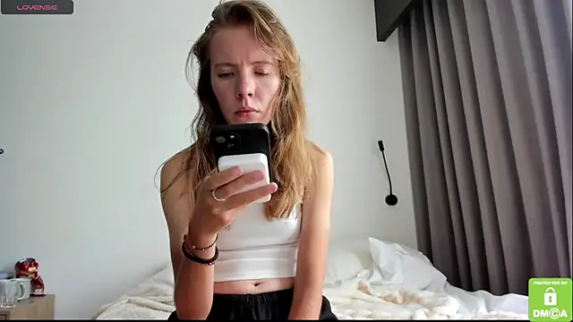 Kalisee  online show from March 14, 6:52 am