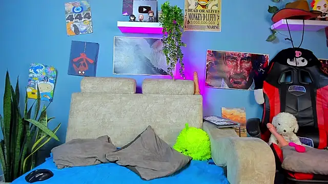 patrick  evans online show from September 18, 2:03 am