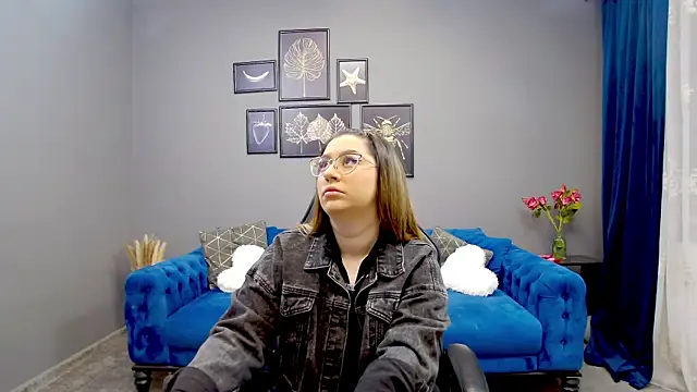 Katewalker  online show from February 27, 5:58 pm