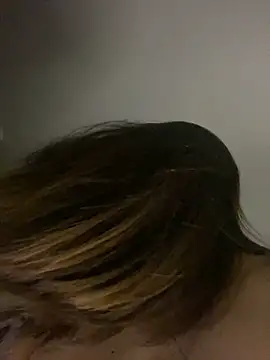 Snapshot of martina_contreras chatting on October 15, 3:05 am martina contreras online show from October 15, 3:05 am