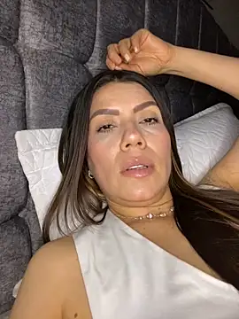 martina contreras online show from March 6, 3:12 am