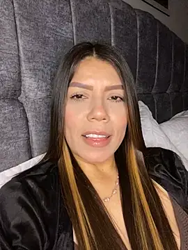 martina contreras online show from March 11, 3:22 am