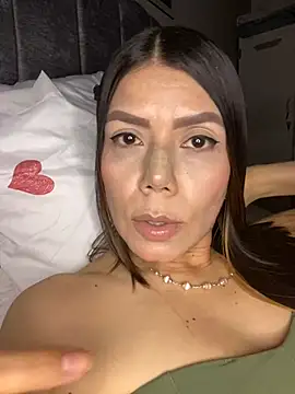 martina contreras online show from April 11, 4:20 am