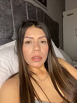 martina contreras online show from March 16, 5:04 am