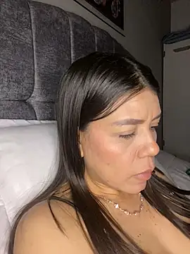 martina contreras online show from April 5, 3:13 am