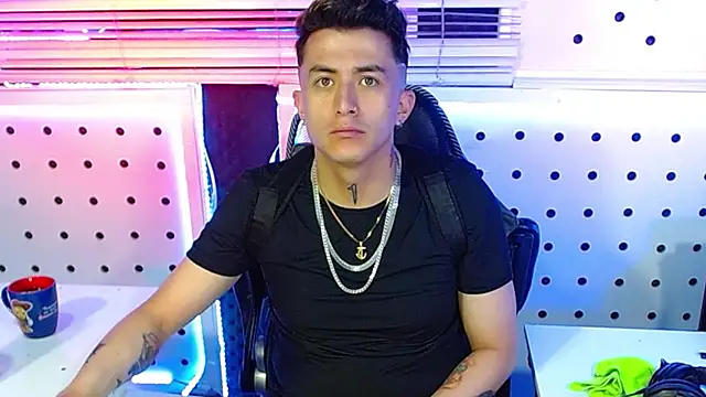 Darko0717 online show from November 27, 11:43 am