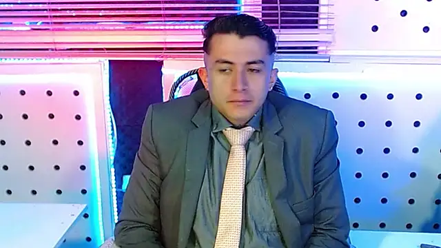 Darko0717 online show from November 11, 1:39 pm