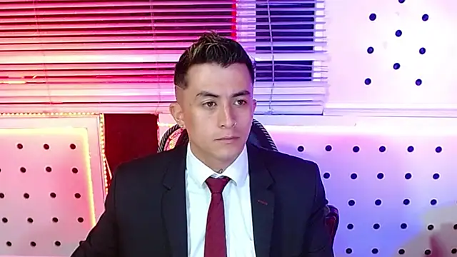 Darko0717 online show from November 28, 1:22 pm