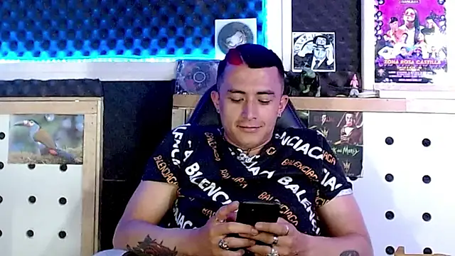 Darko0717 online show from March 19, 12:26 am