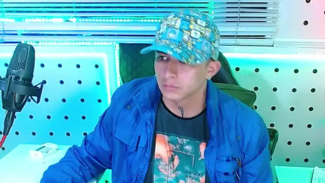 Darko0717 online show from December 22, 6:19 pm