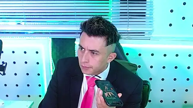 Darko0717 online show from December 17, 12:54 pm