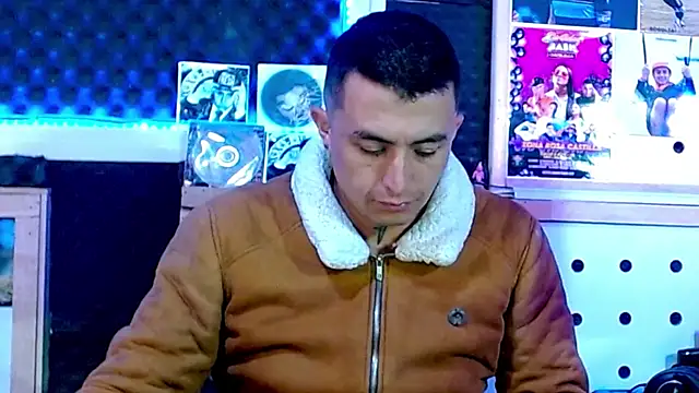 Darko0717 online show from March 7, 8:44 pm