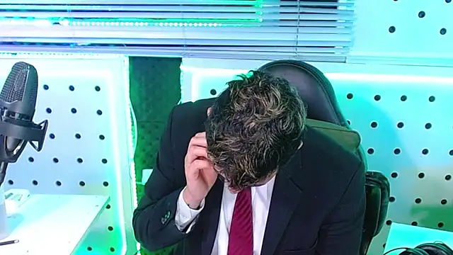 Darko0717 online show from December 18, 3:05 pm