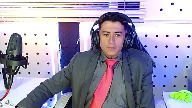 Darko0717 online show from November 23, 1:21 pm