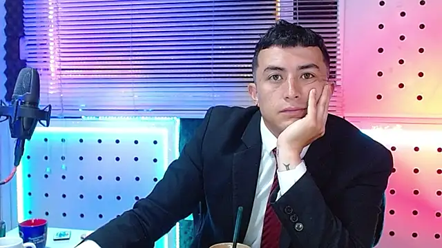 Darko0717 online show from March 15, 2:13 pm