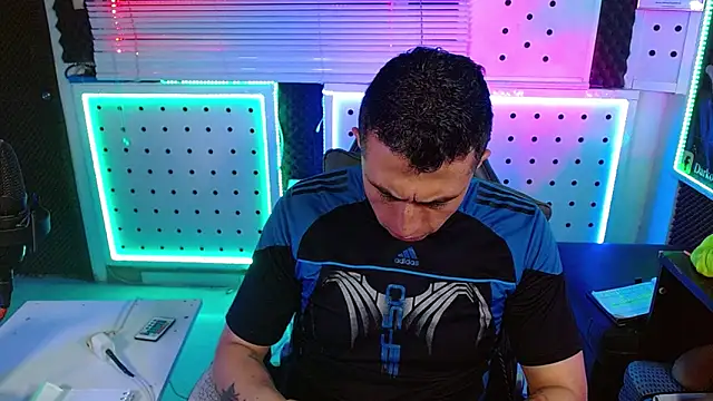 Darko0717 online show from February 12, 12:10 am