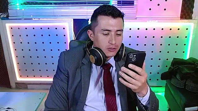 Darko0717 online show from February 17, 3:31 pm