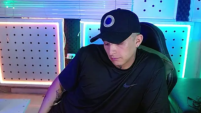 Darko0717 online show from February 10, 12:53 am