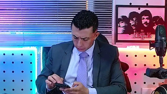 Snapshot of Darko0717 chatting on July 11, 3:23 pm Darko0717 online show from July 11, 3:23 pm