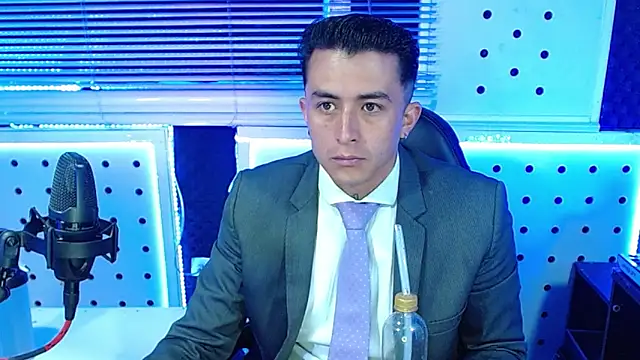 Darko0717 online show from January 8, 2:34 pm