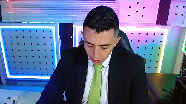 Darko0717 online show from February 7, 11:51 am