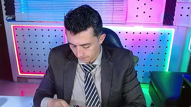 Darko0717 online show from February 5, 2:24 pm