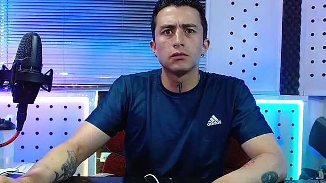 Darko0717 online show from April 10, 12:28 am