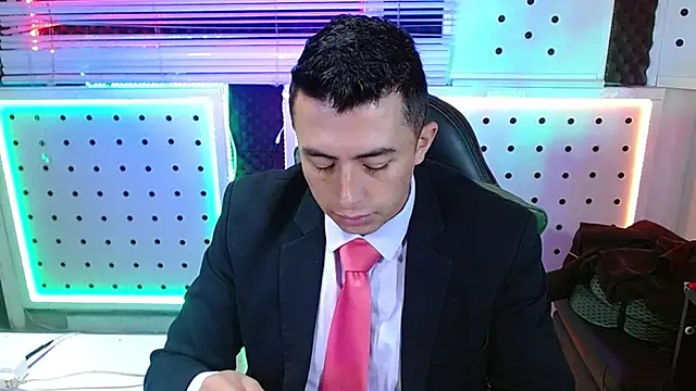 Darko0717 online show from February 18, 1:29 pm