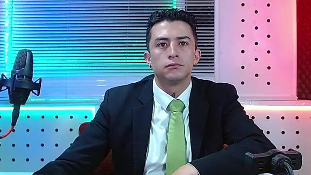 Darko0717 online show from May 15, 8:56 am