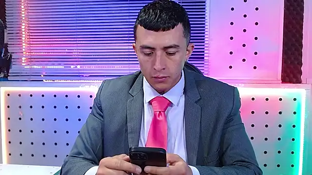 Darko0717 online show from February 28, 11:43 am