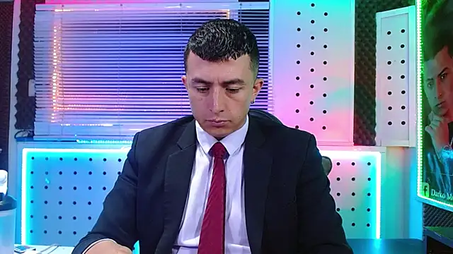 Darko0717 online show from February 25, 1:55 pm