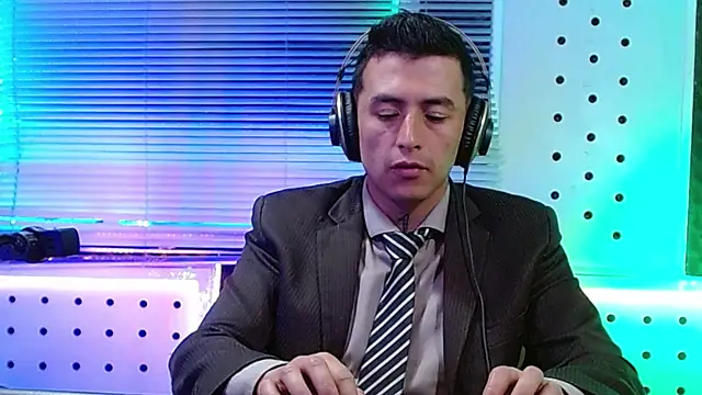 Darko0717 online show from March 22, 2:51 pm